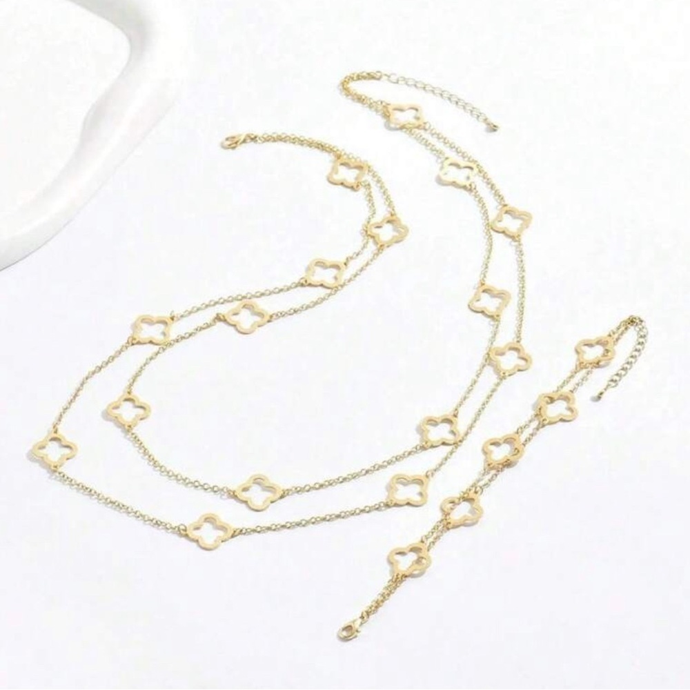 18K Gold Clover Shape Layered Long Interval Necklace and Bracelet Set - Picture 3 of 6